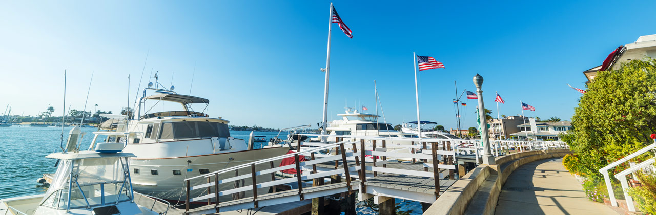 getBrandName() | Costa Mesa, CA - Newport Beach | Featured Guest Room